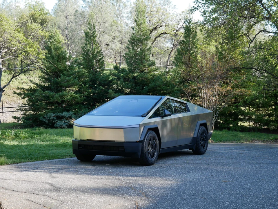 2024 Tesla Cybertruck - Image 3 of 31