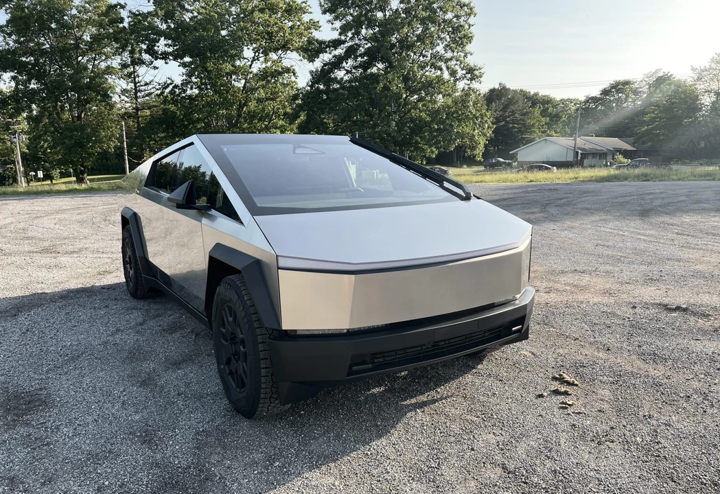 2024 Tesla Cybertruck - Image 19 of 31