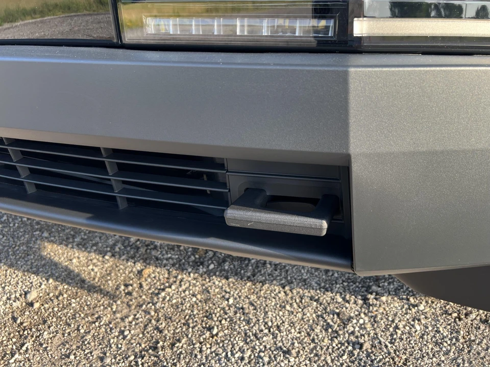 2024 Tesla Cybertruck - Image 22 of 31