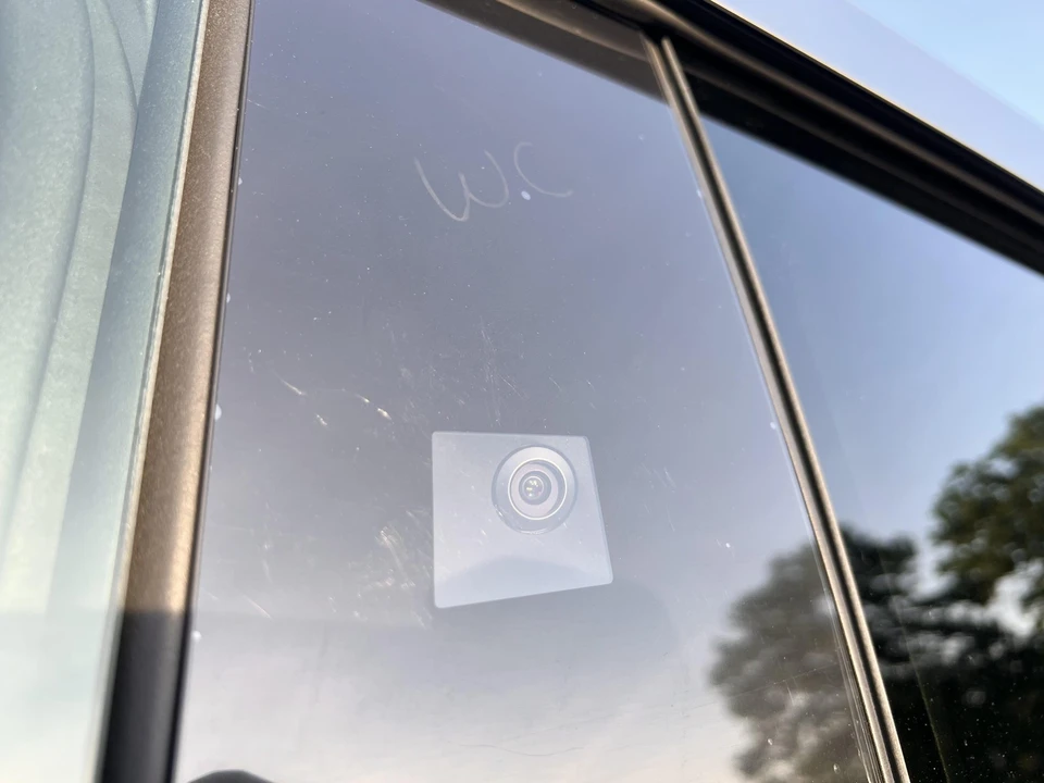 2024 Tesla Cybertruck - Image 28 of 31