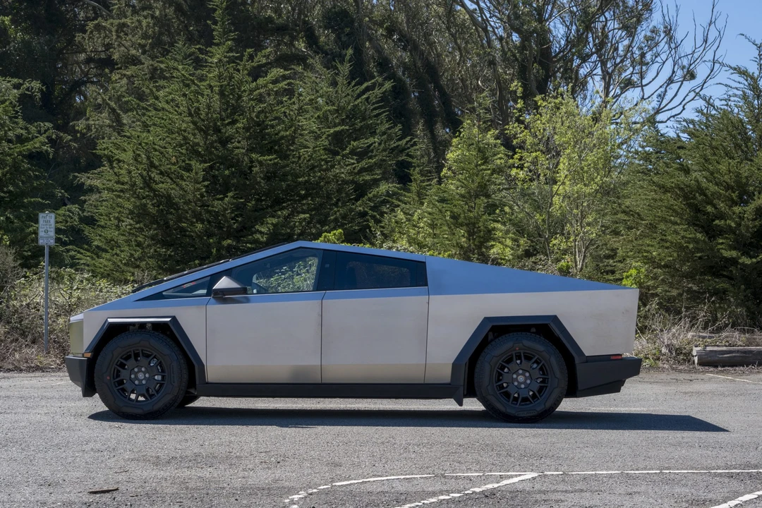 2024 Tesla Cybertruck - Image 5 of 31