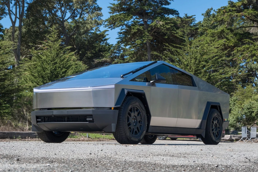 2024 Tesla Cybertruck - Image 3 of 31