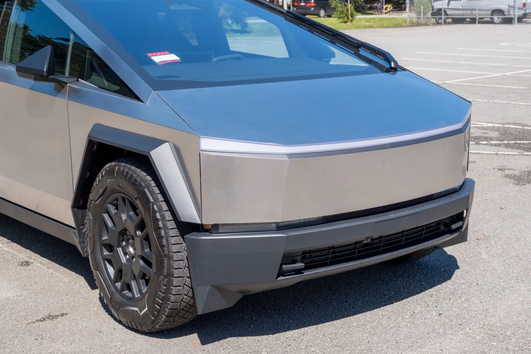 2024 Tesla Cybertruck - Image 23 of 31