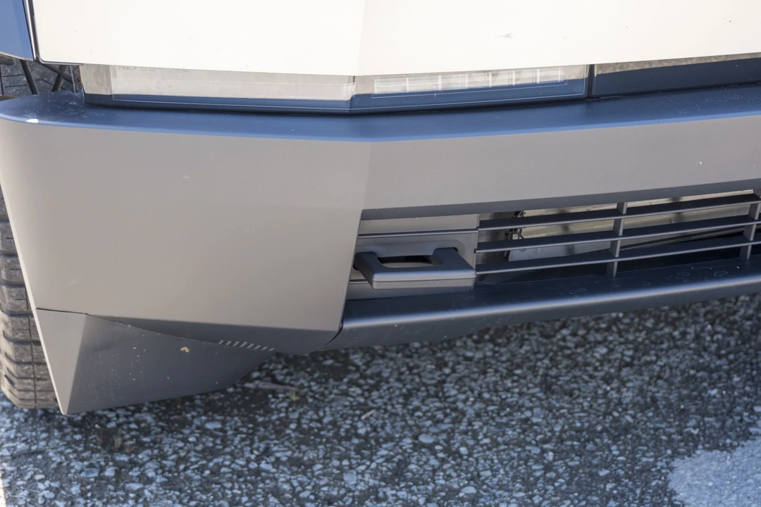 2024 Tesla Cybertruck - Image 28 of 31