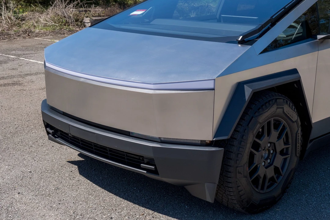 2024 Tesla Cybertruck - Image 24 of 31