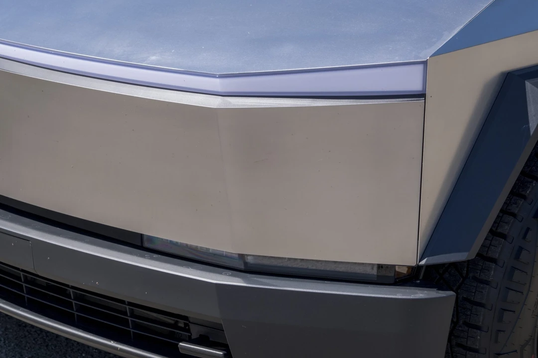 2024 Tesla Cybertruck - Image 25 of 31