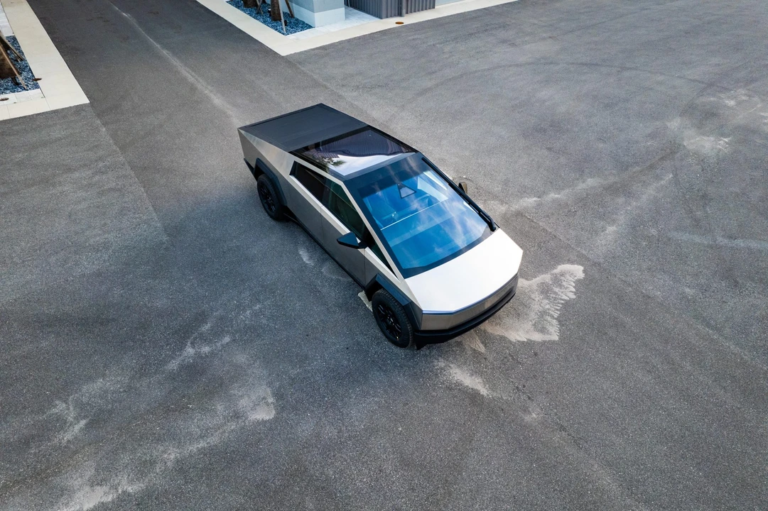 2024 Tesla Cybertruck - Image 31 of 31