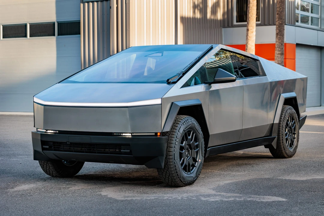 2024 Tesla Cybertruck - Image 6 of 31