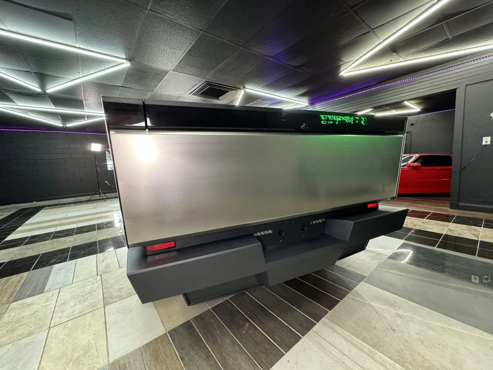2024 Tesla Cybertruck - Image 25 of 31