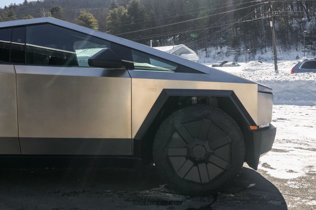 2024 Tesla Cybertruck - Image 11 of 12