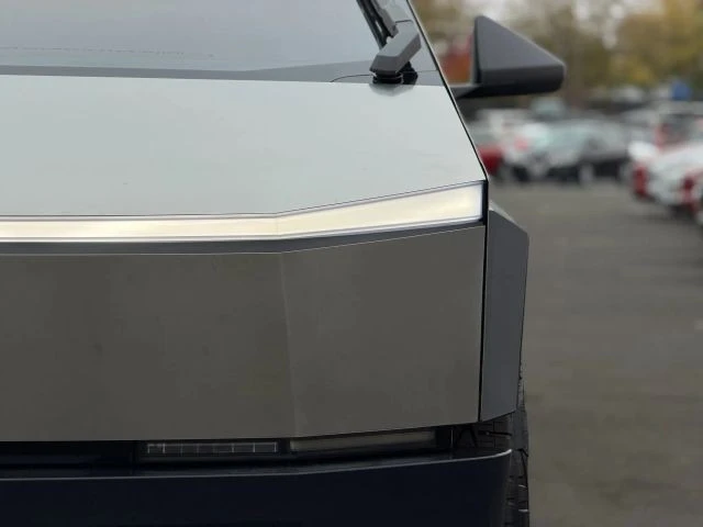 2024 Tesla Cybertruck - Image 6 of 21