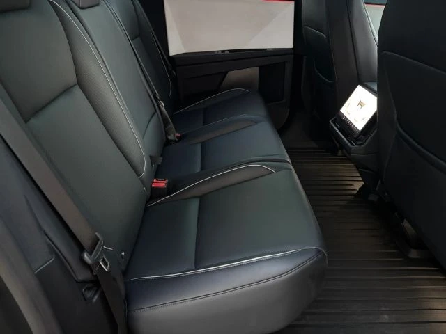 2024 Tesla Cybertruck - Image 14 of 14