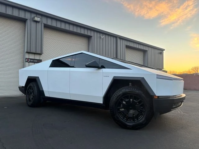 2024 Tesla Cybertruck - Image 3 of 14