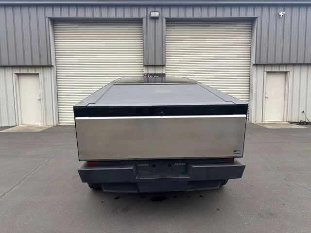 2024 Tesla Cybertruck - Image 8 of 15