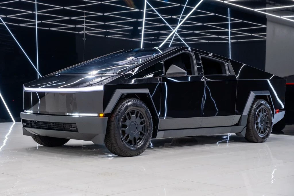 2024 Tesla Cybertruck - Image 3 of 21