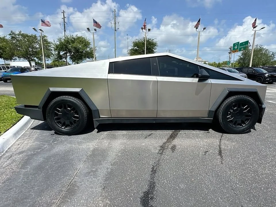2024 Tesla Cybertruck - Image 4 of 20