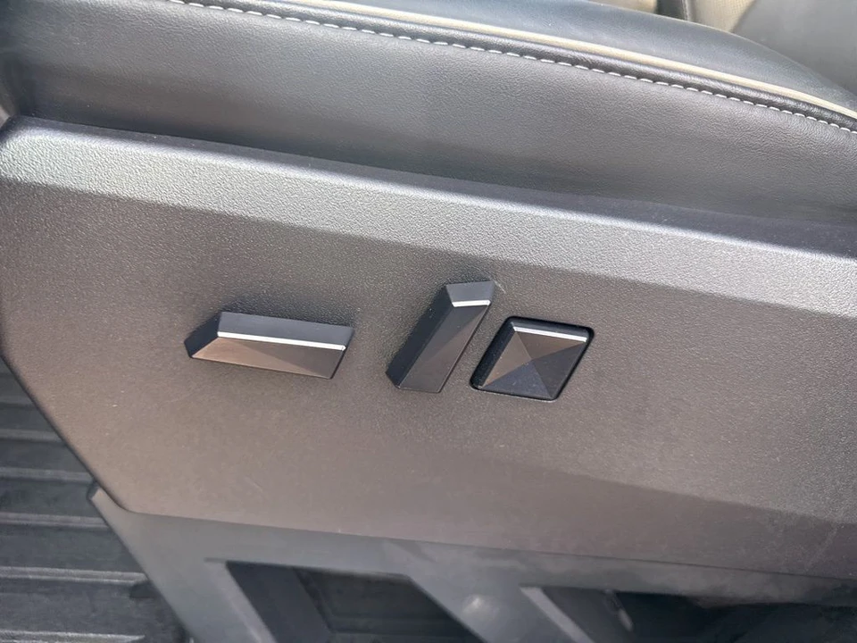 2024 Tesla Cybertruck - Image 11 of 21