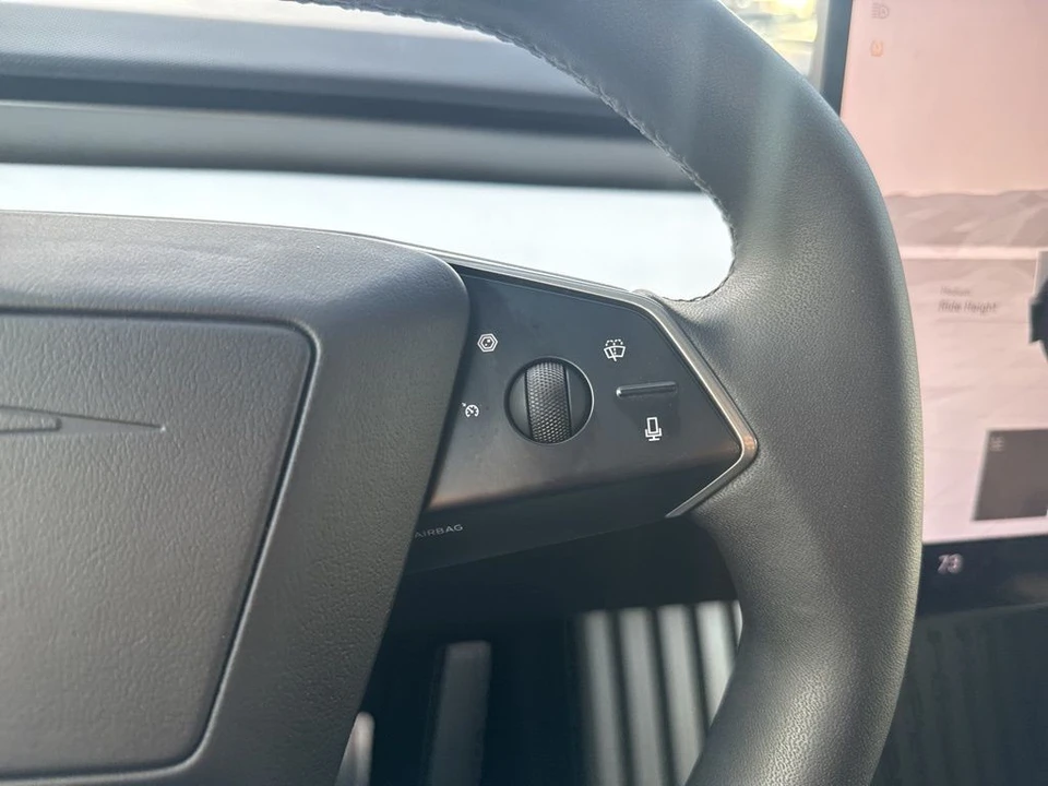 2024 Tesla Cybertruck - Image 18 of 21