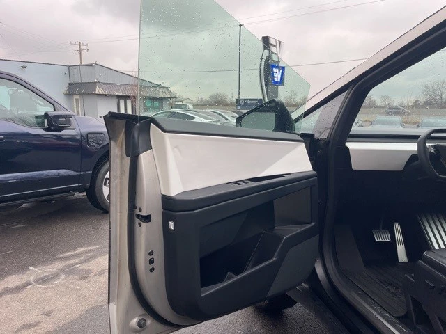 2024 Tesla Cybertruck - Image 9 of 21