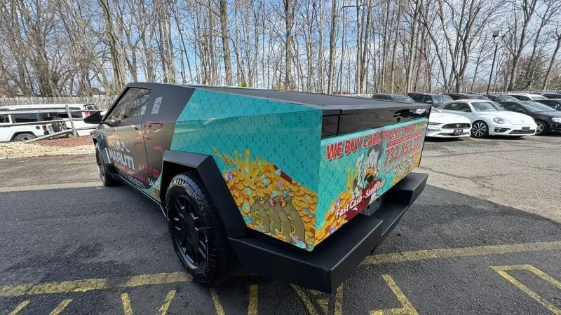 2024 Tesla Cybertruck - Image 4 of 12