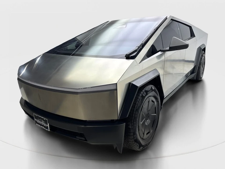2024 Tesla Cybertruck - Image 2 of 21