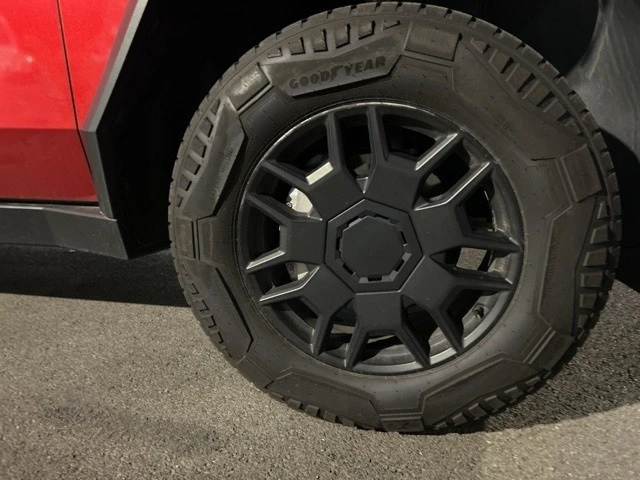 2024 Tesla Cybertruck - Image 9 of 21