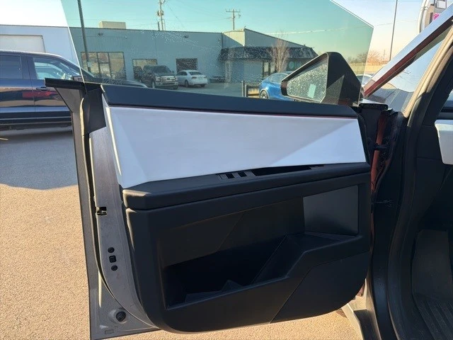2024 Tesla Cybertruck - Image 9 of 21