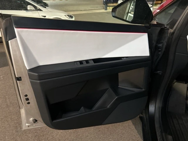 2024 Tesla Cybertruck - Image 10 of 21