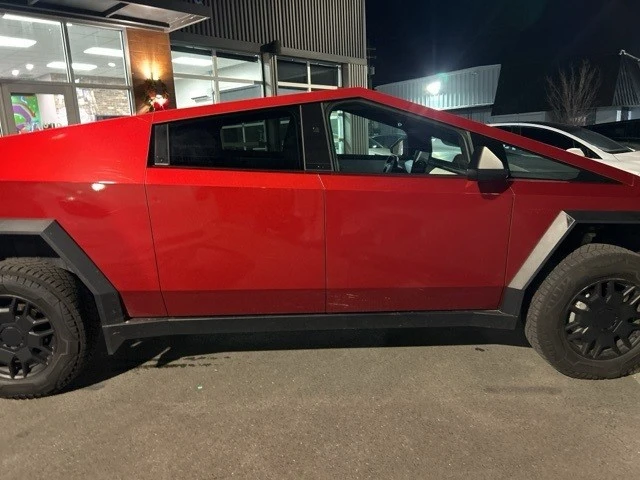 2024 Tesla Cybertruck - Image 8 of 21