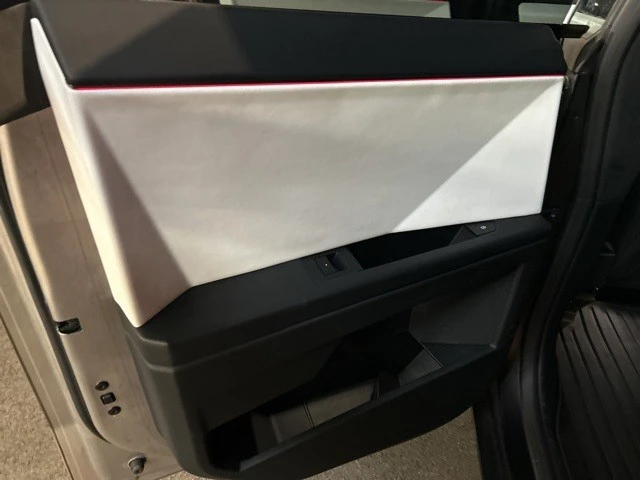 2024 Tesla Cybertruck - Image 13 of 21