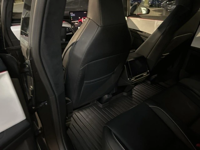 2024 Tesla Cybertruck - Image 14 of 21