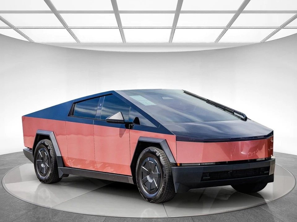2024 Tesla Cybertruck - Image 5 of 21
