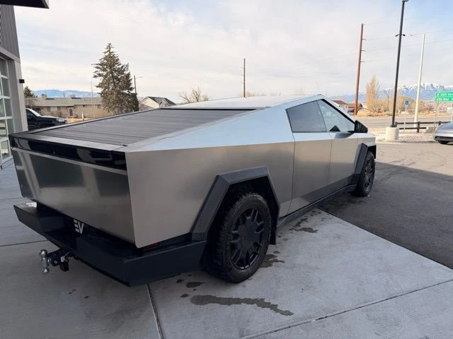 2024 Tesla Cybertruck - Image 8 of 21