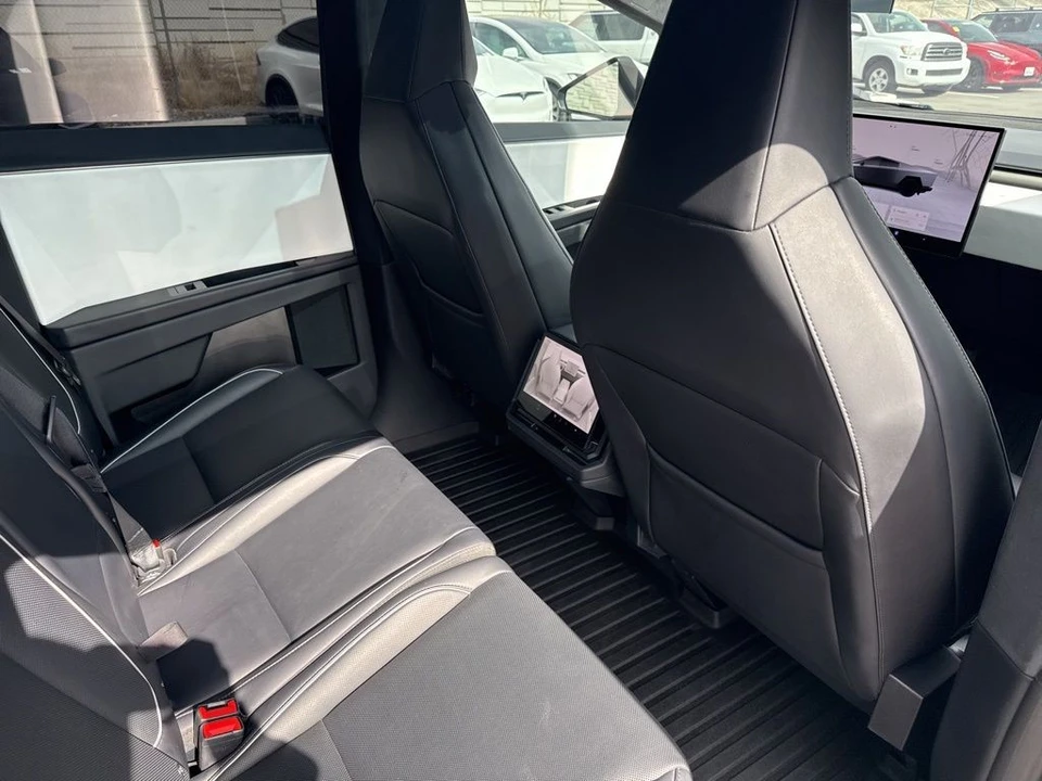 2024 Tesla Cybertruck - Image 20 of 21