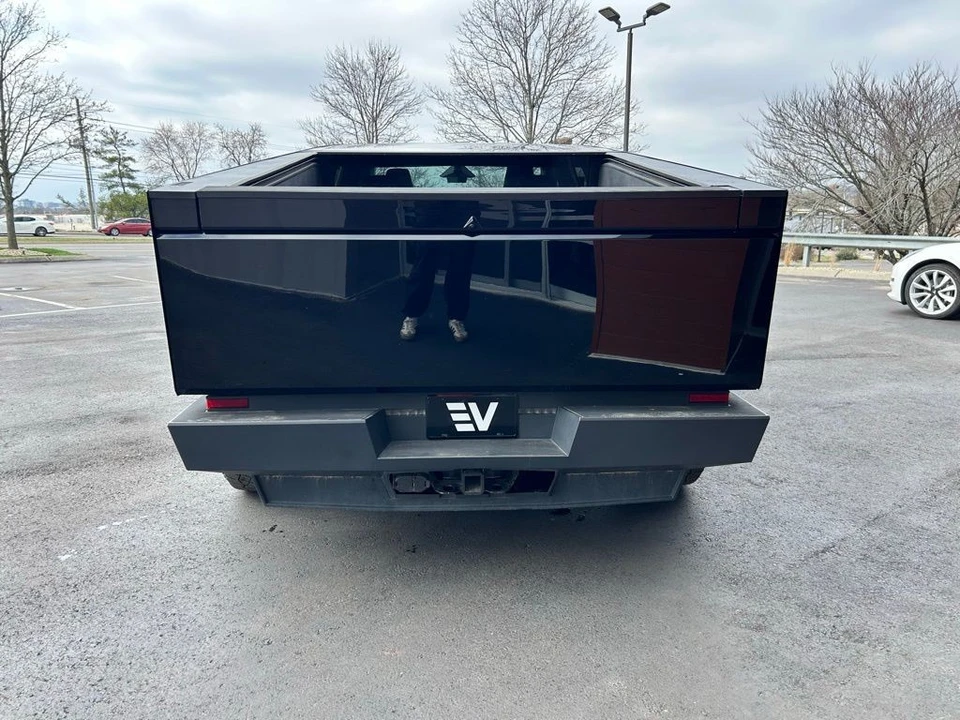 2024 Tesla Cybertruck - Image 6 of 15