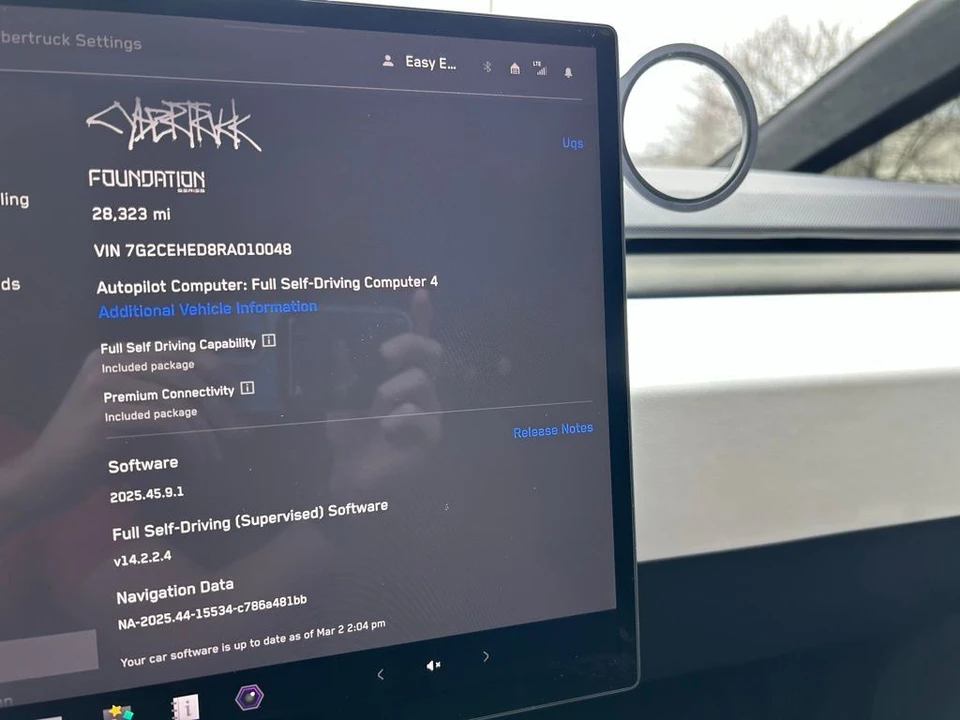 2024 Tesla Cybertruck - Image 14 of 15