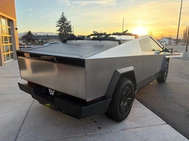2024 Tesla Cybertruck - Image 8 of 21