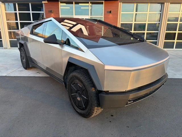 2024 Tesla Cybertruck - Image 2 of 21