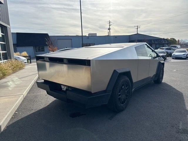 2024 Tesla Cybertruck - Image 8 of 21
