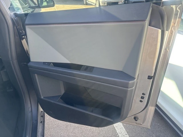 2024 Tesla Cybertruck - Image 20 of 21