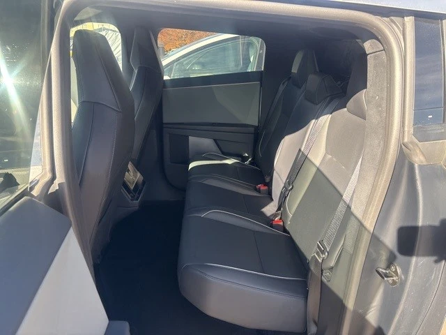 2024 Tesla Cybertruck - Image 17 of 21