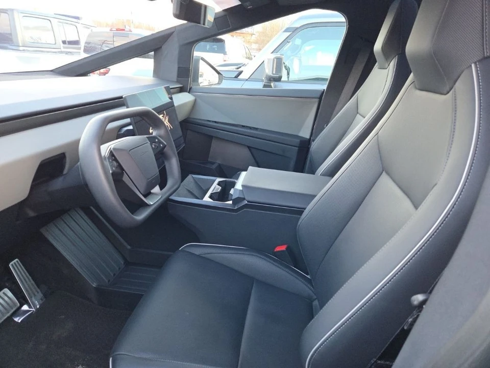 2024 Tesla Cybertruck - Image 3 of 6