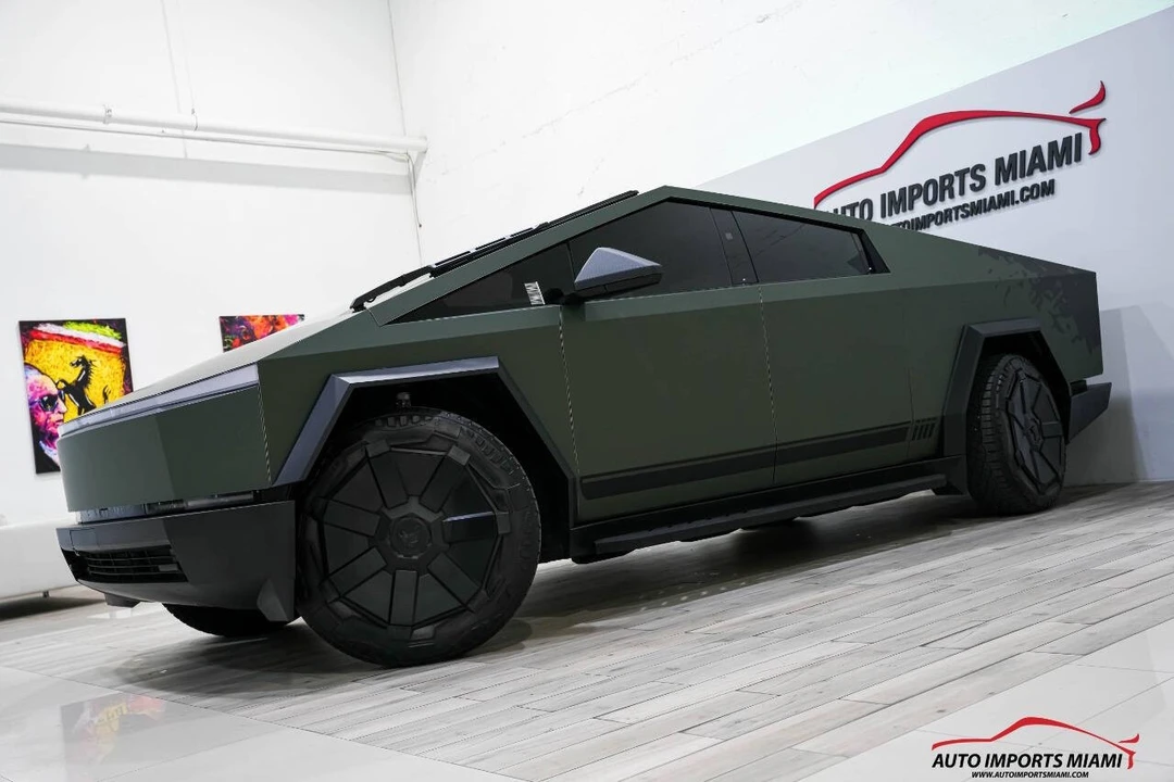 2024 Tesla Cybertruck - Image 4 of 12