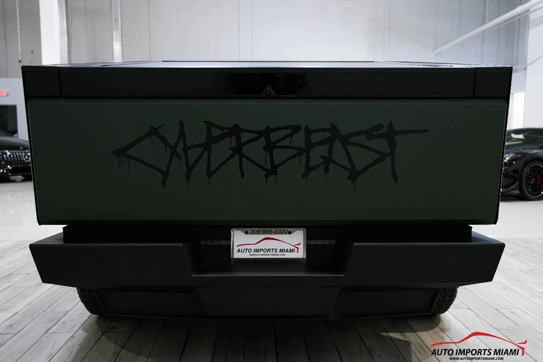 2024 Tesla Cybertruck - Image 21 of 21