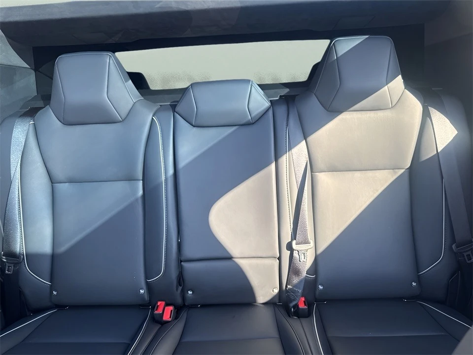 2024 Tesla Cybertruck - Image 12 of 12