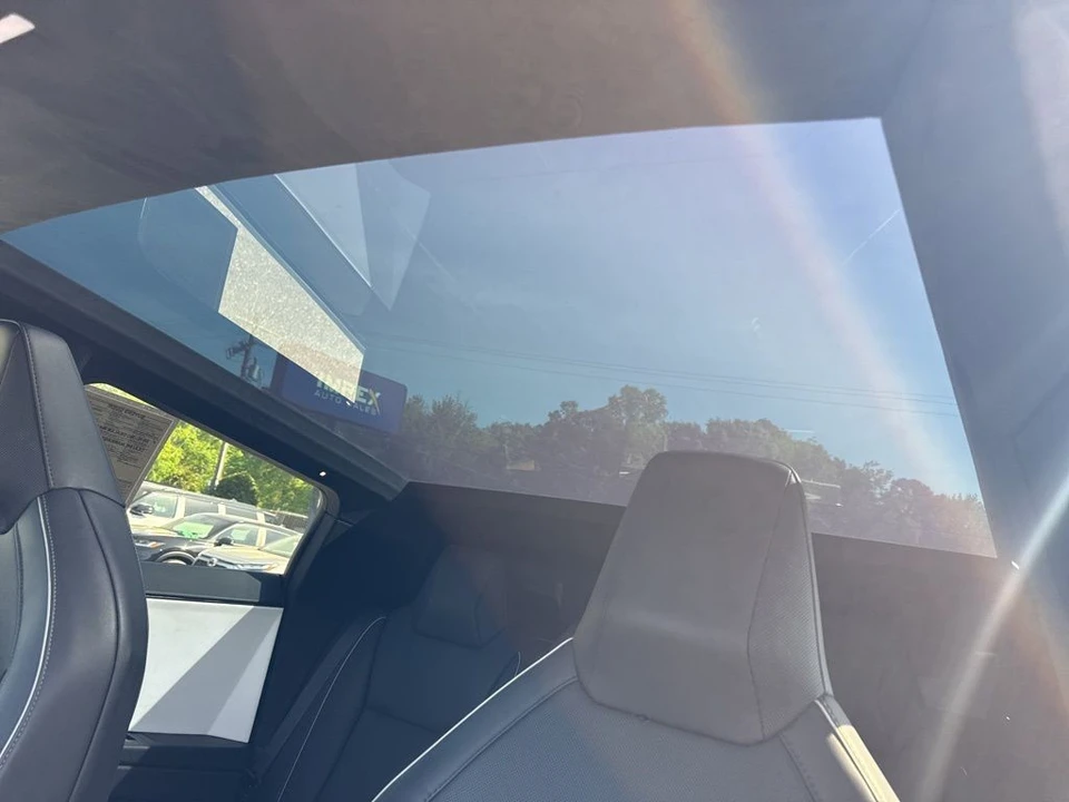 2024 Tesla Cybertruck - Image 11 of 21