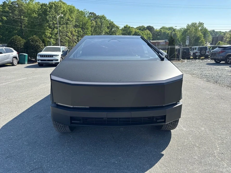 2024 Tesla Cybertruck - Image 8 of 21
