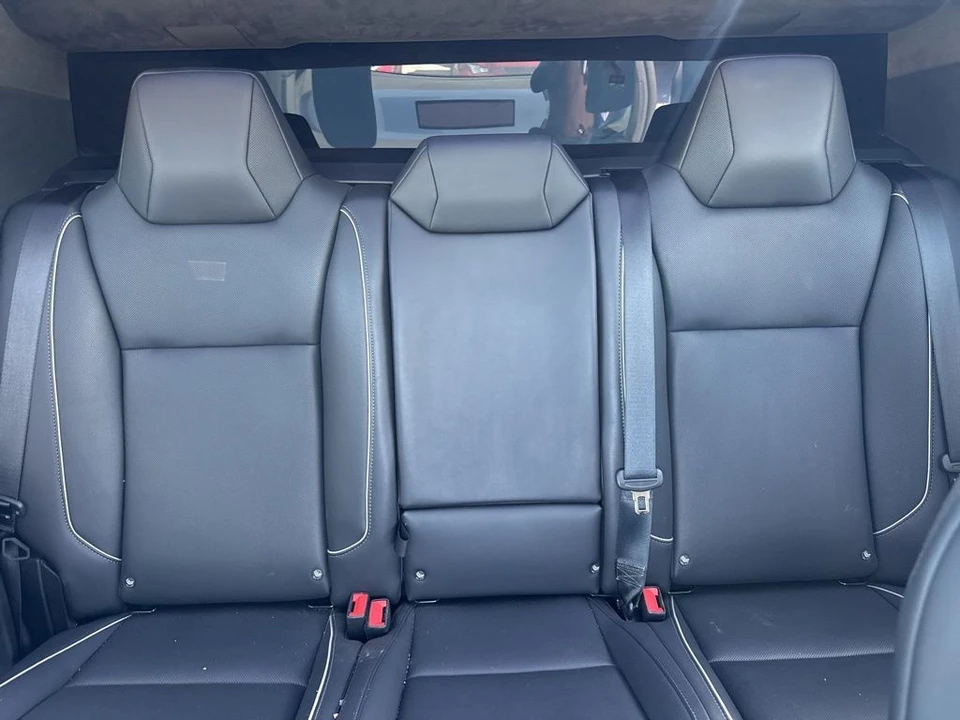 2024 Tesla Cybertruck - Image 12 of 21