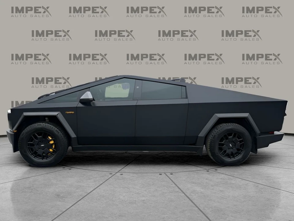 2024 Tesla Cybertruck - Image 2 of 21