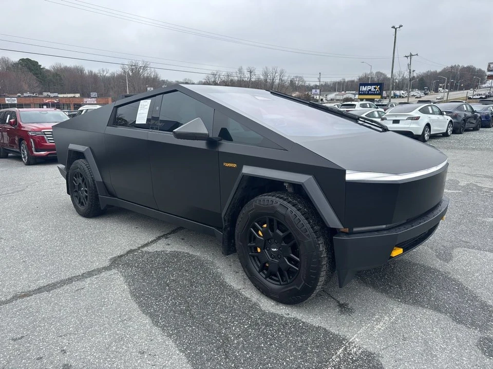 2024 Tesla Cybertruck - Image 7 of 12